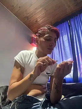 ImCrazzy's Live XXX Chat