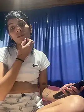 ImCrazzy's Live XXX Chat