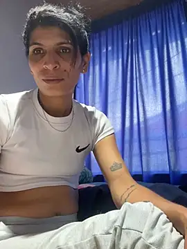 ImCrazzy's Live XXX Chat