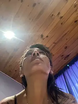 XXX chat uživo modela ImCrazzy