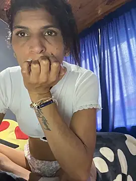 ImCrazzy Adlı Modelin Canlı XXX Sohbeti