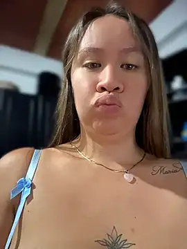 Chat XXX ao vivo de Emiily_lee