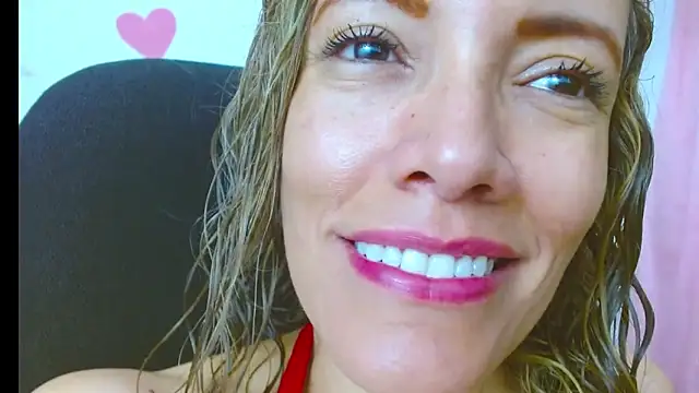 دردشة chantalsemenova1 الجنسية المباشرة