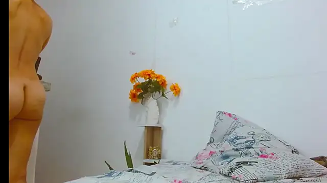 chantalsemenova1 Live chatroom
