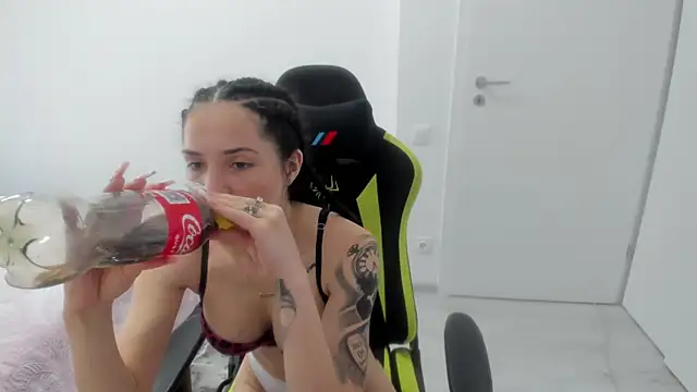Emmapmg Webcam show