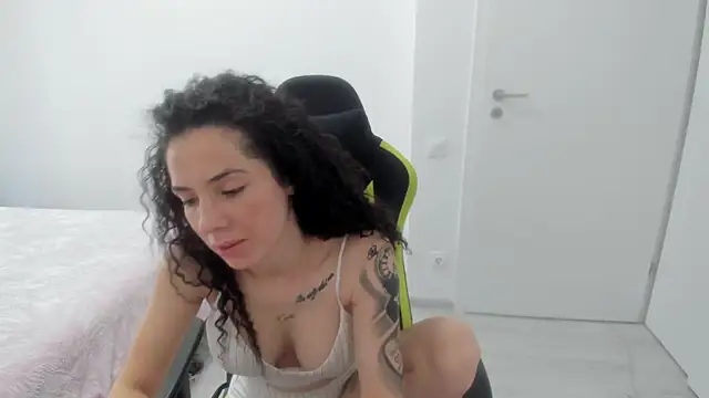 Emmapmg Webcam show