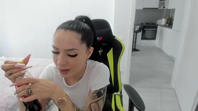 Emmapmg Webcam show