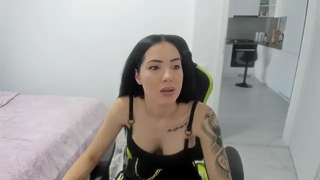 Emmapmg Webcam show
