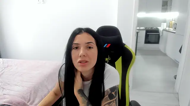 Emmapmg Webcam show