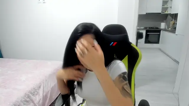 Emmapmg Webcam show