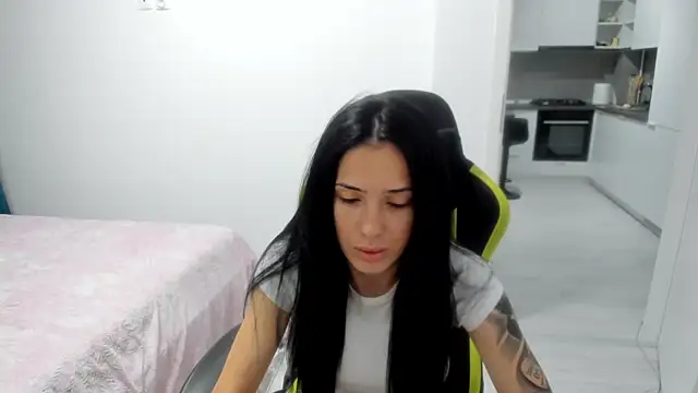 Emmapmg Webcam show