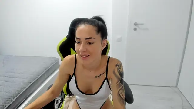 Emmapmg Webcam show