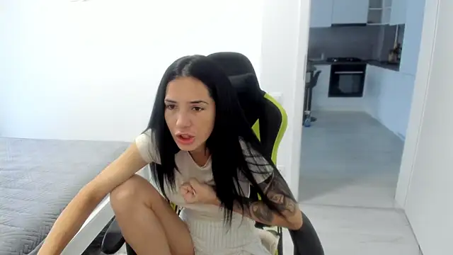 Emmapmg Webcam show
