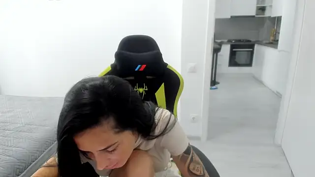 Emmapmg Webcam show