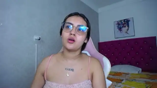 kathe-mills235 live XXX chat