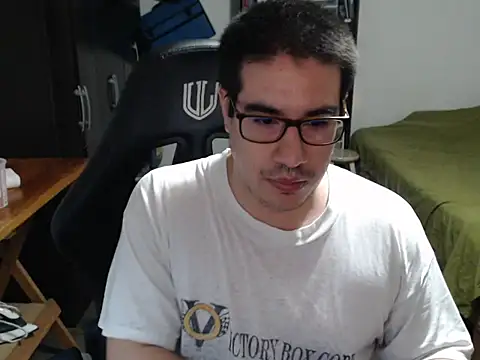 thealfawolf01 网络视讯表演