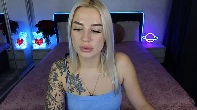 Crystal_Barbie Adlı Modelin Canlı XXX Sohbeti