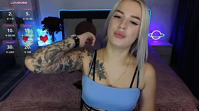Crystal_Barbie: вебкам-шоу