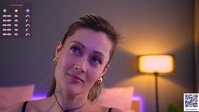 CottaDakota's Live XXX Chat