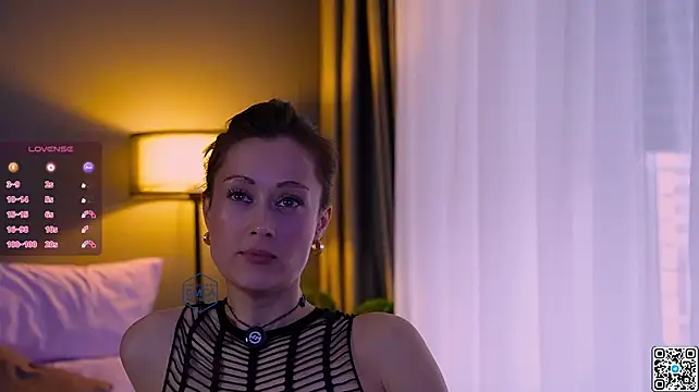 CottaDakota Adlı Modelin Canlı XXX Sohbeti