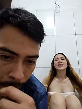 WolfmaloYkiarasex Webcam Show