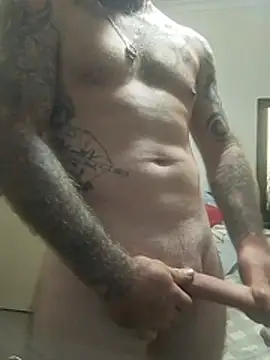 Shybutbig369's Webcam Show