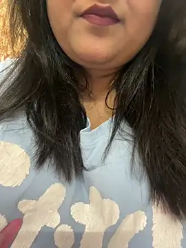 radhikkaa Chat XXX in diretta
