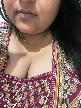 radhikkaa Obrolan Langsung XXX