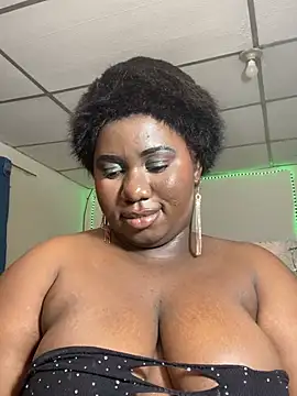 DILAY_XXX Chat XXX in diretta