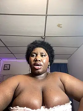 Chat +18 de DILAY_XXX ao vivo