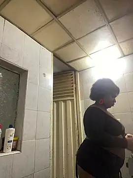 DILAY_XXX élő XXX-chatje