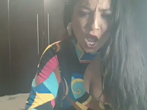 blzed420 Adlı Modelin Canlı XXX Sohbeti