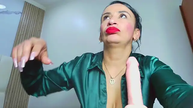 Chat +18 de NICOL-JARAMILLO ao vivo