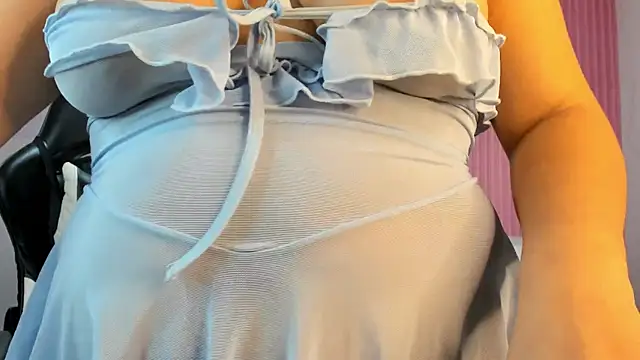 Živý XXX chat samy_19_