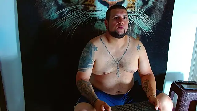 Michaell_Myerss_ XXX чат на живо