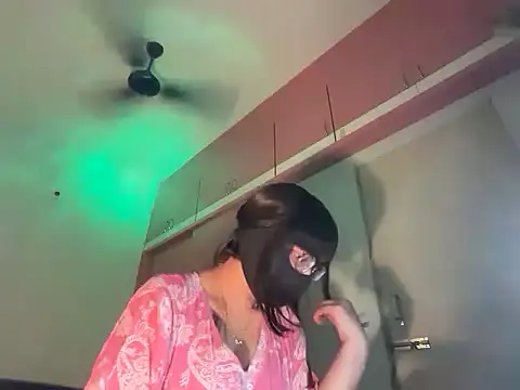 Angel_India's Live XXX Chat