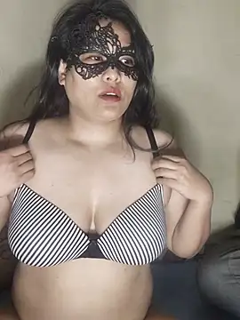 Cutehornycouples 网络视讯表演