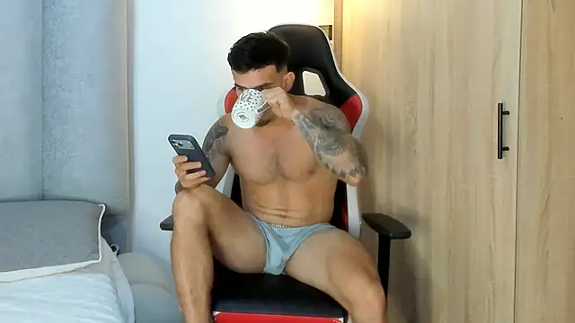 Ricardogo19 网络视讯表演