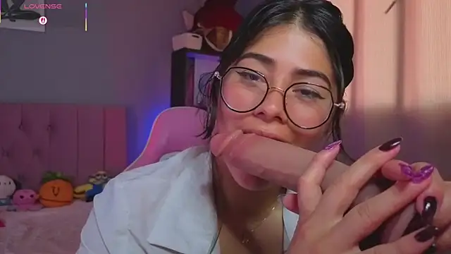 LoaLuxury – Kamerová šou