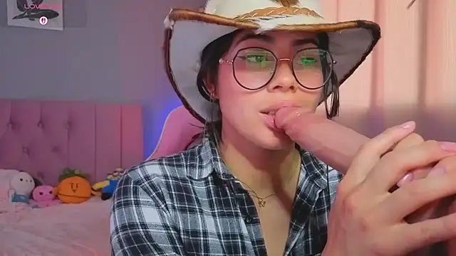 Show Webcam de LoaLuxury