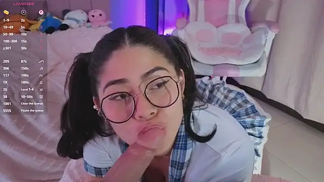 LoaLuxury Pertunjukan Webcam