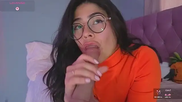 LoaLuxury: вебкам-шоу