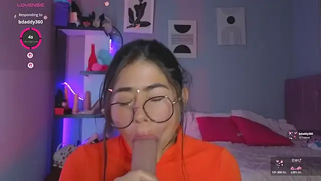 LoaLuxury Show Webcam