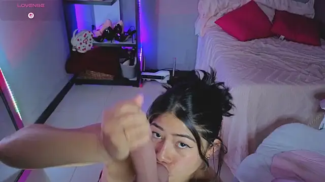 LoaLuxury Show Webcam