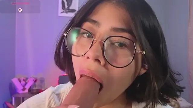 Živý XXX chat LoaLuxury