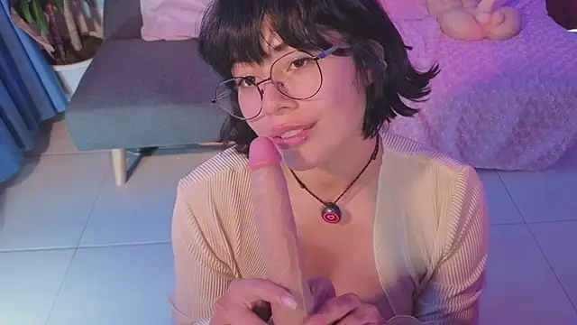 LoaLuxury Webcam show