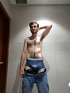 Men_use_me_for_pleasure Show Webcam