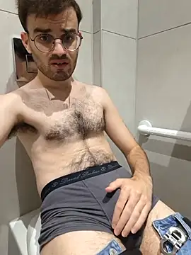 Men_use_me_for_pleasure Show Webcam