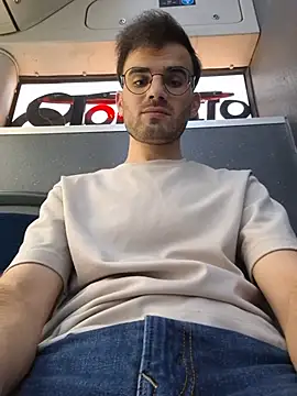 عرض كام Men_use_me_for_pleasure