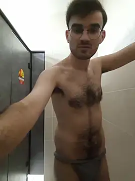 Show modela Men_use_me_for_pleasure na web-kameri
